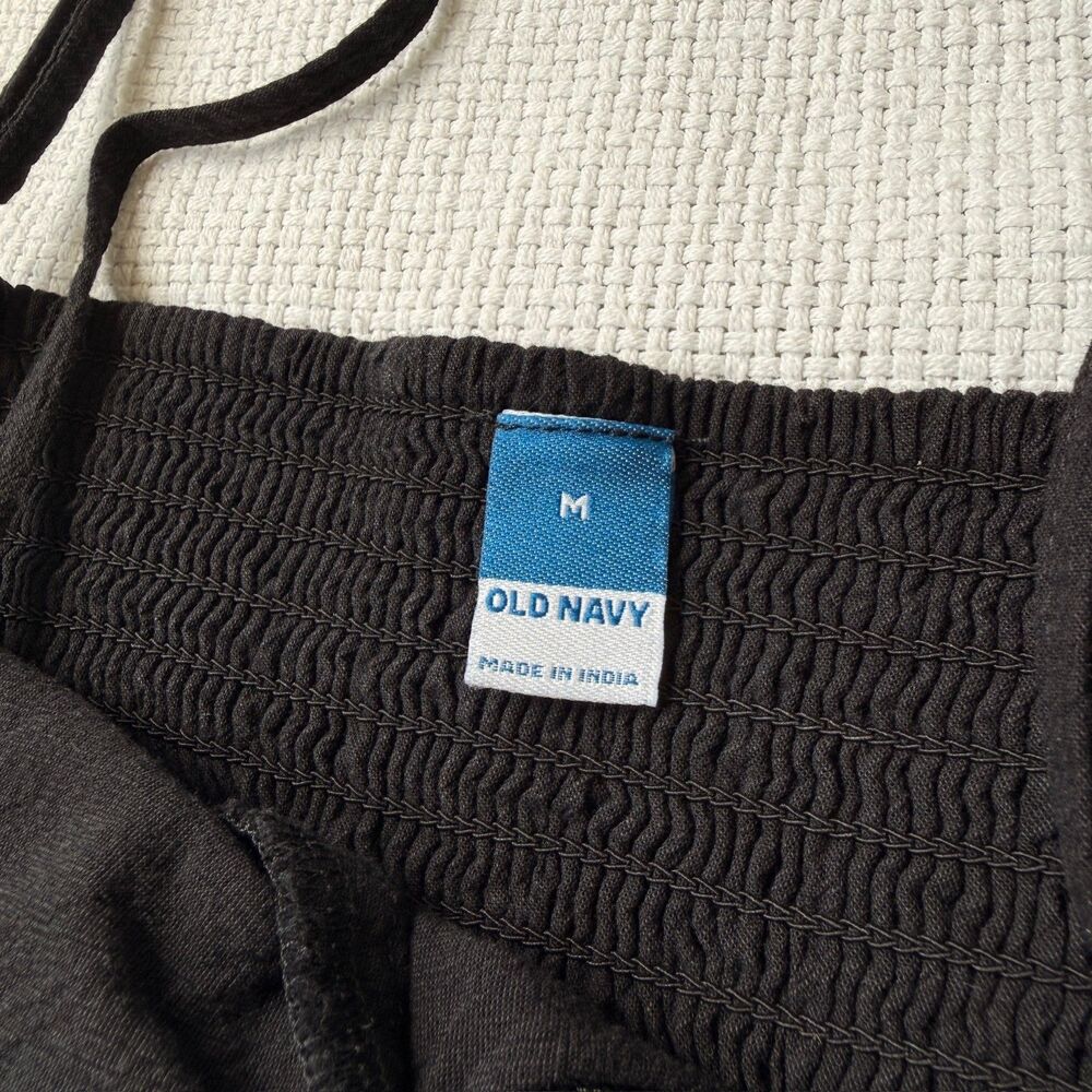 Old Navy Black Camisole Top with Spaghetti Straps - Picture 7 of 8